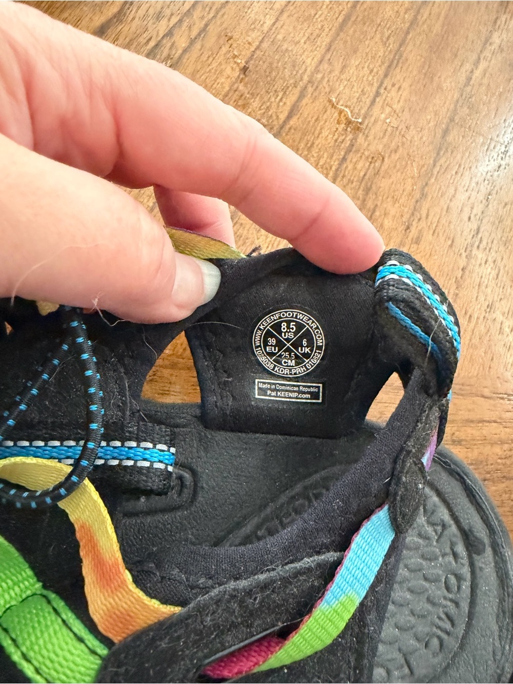 KEEN Newport H2 Rainbow Tie Dye Waterproof Sport Sandals Women’s 8.5 - Picture 3 of 3